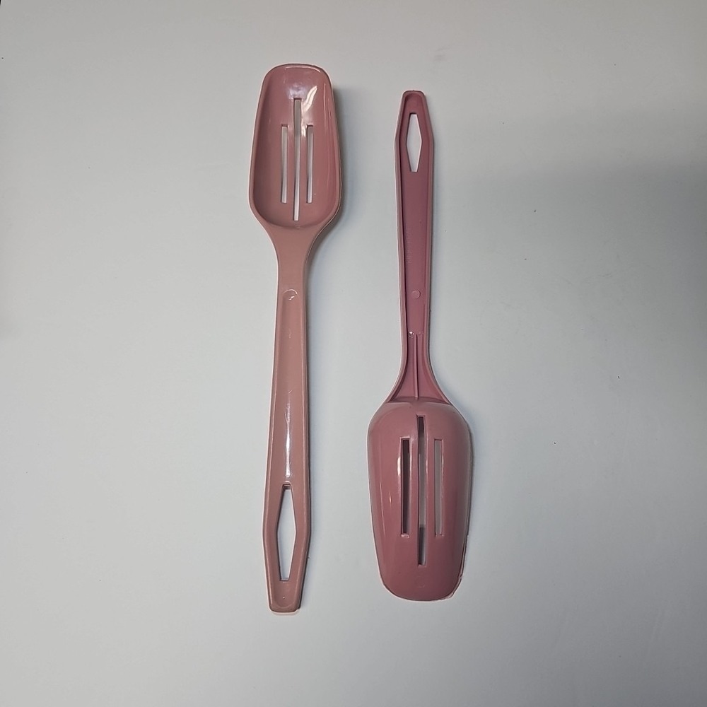 King Kraft Utensils Plastic Slotted Serving Spoon Set‎ Of 2 Pink Mauve Vintage